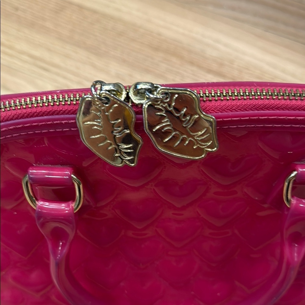 Betsey Johnson Y2K Jelly Bag Pink Heart-Patterned - Picture 3 of 8